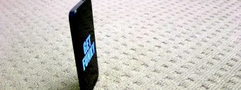 SINGLE IPHONE DOMINO