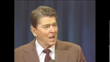 Ronald Reagan tells Melbourne joke